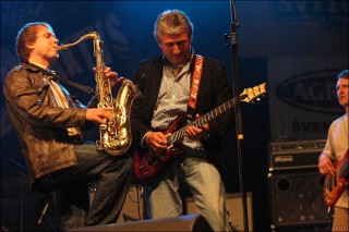 9VT_0925bliuzonaktys.jpg
