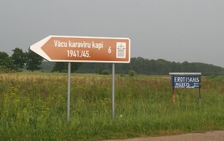 DSCF09898.jpg